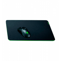 Килимок Razer Gigantus V2 Medium (RZ02-03330200-R3M1)