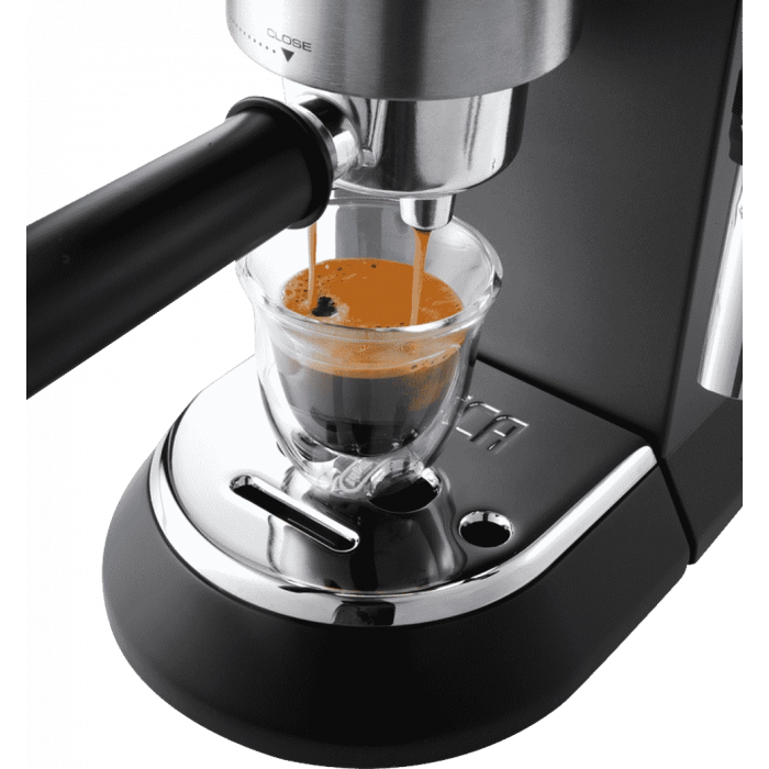 Кавоварка DeLonghi EC 685 BK